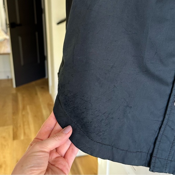 Holden snowboarding jacket - Picture 2 of 6